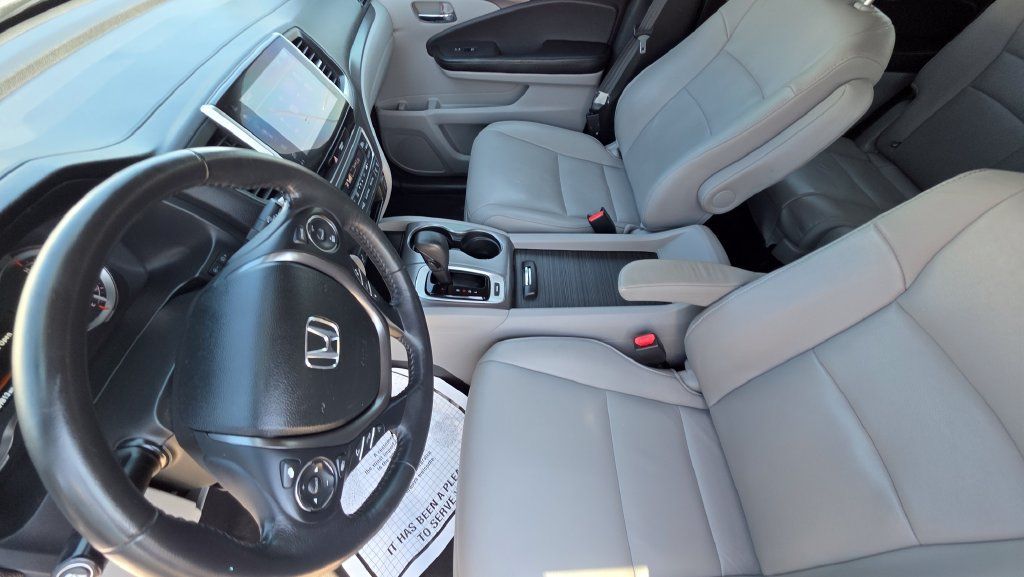 Used 2017 Honda Pilot EX-L image 12