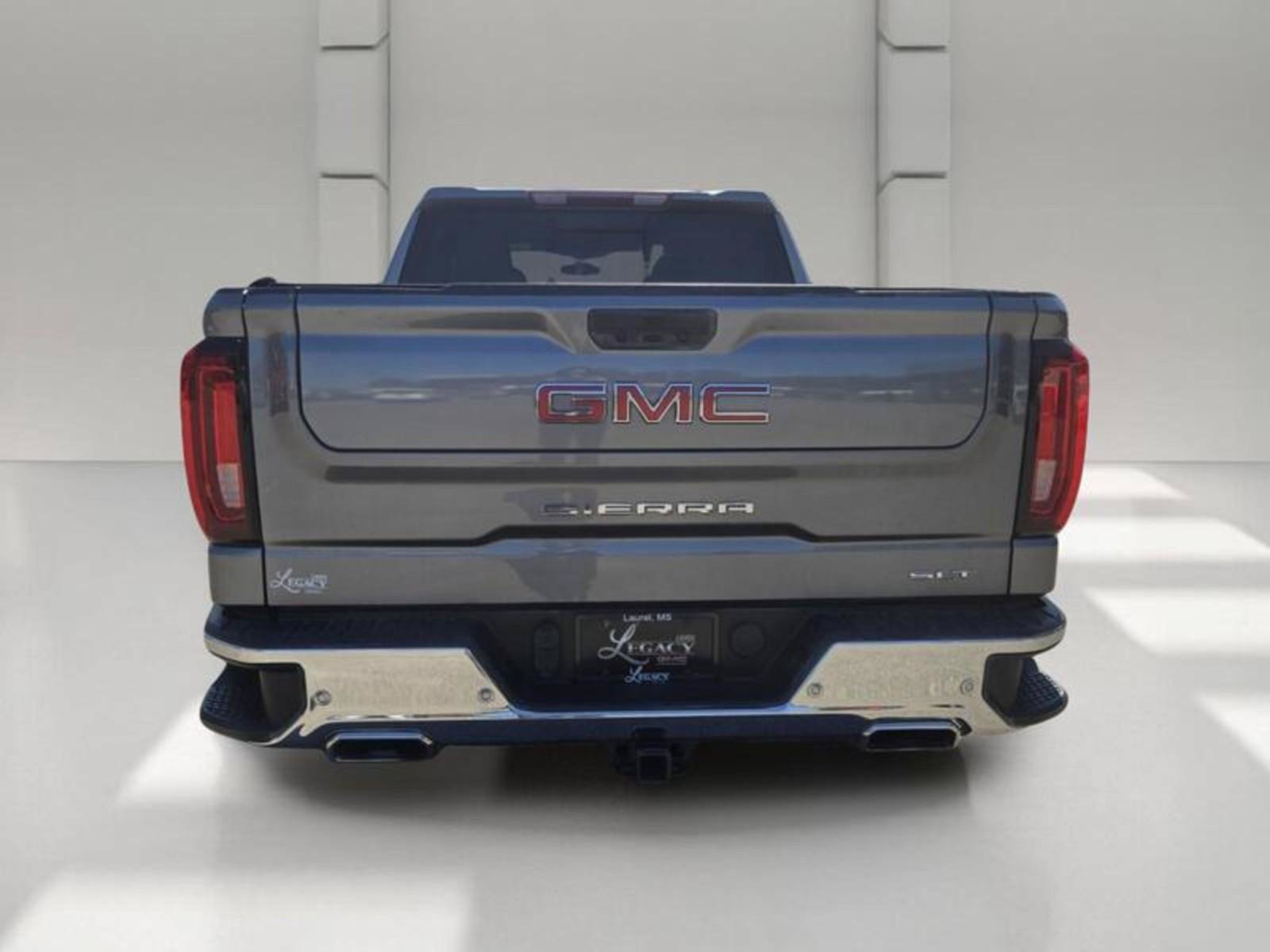 Used 2021 GMC Sierra 1500 SLT w/ SLT Premium Plus Package AWD/4WD image 6