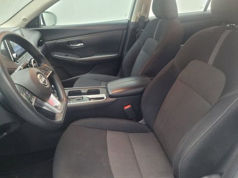 Used 2024 Nissan Sentra SV FWD image 17