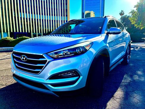 Used 2018 Hyundai Tucson Value w/ Cargo Package image 25