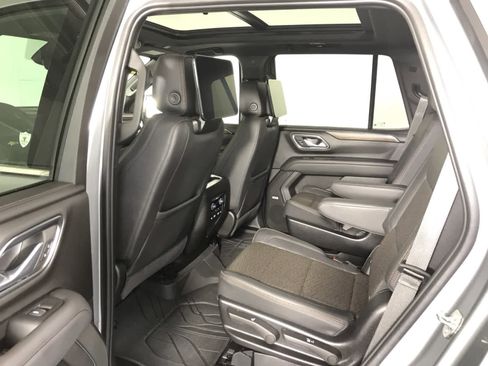 Used 2024 Chevrolet Tahoe High Country image 35