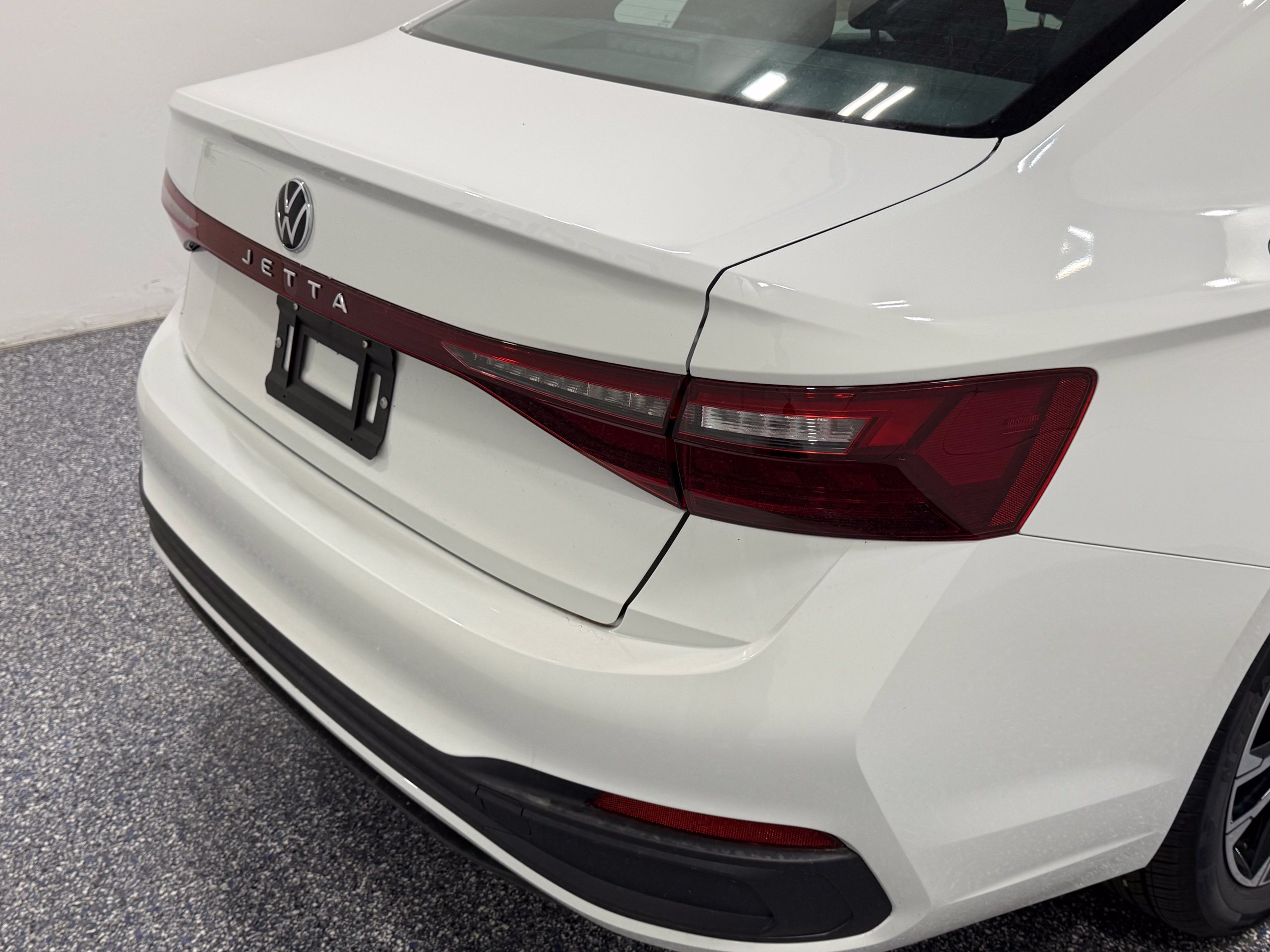 New 2026 Volkswagen Jetta Sport FWD image 17