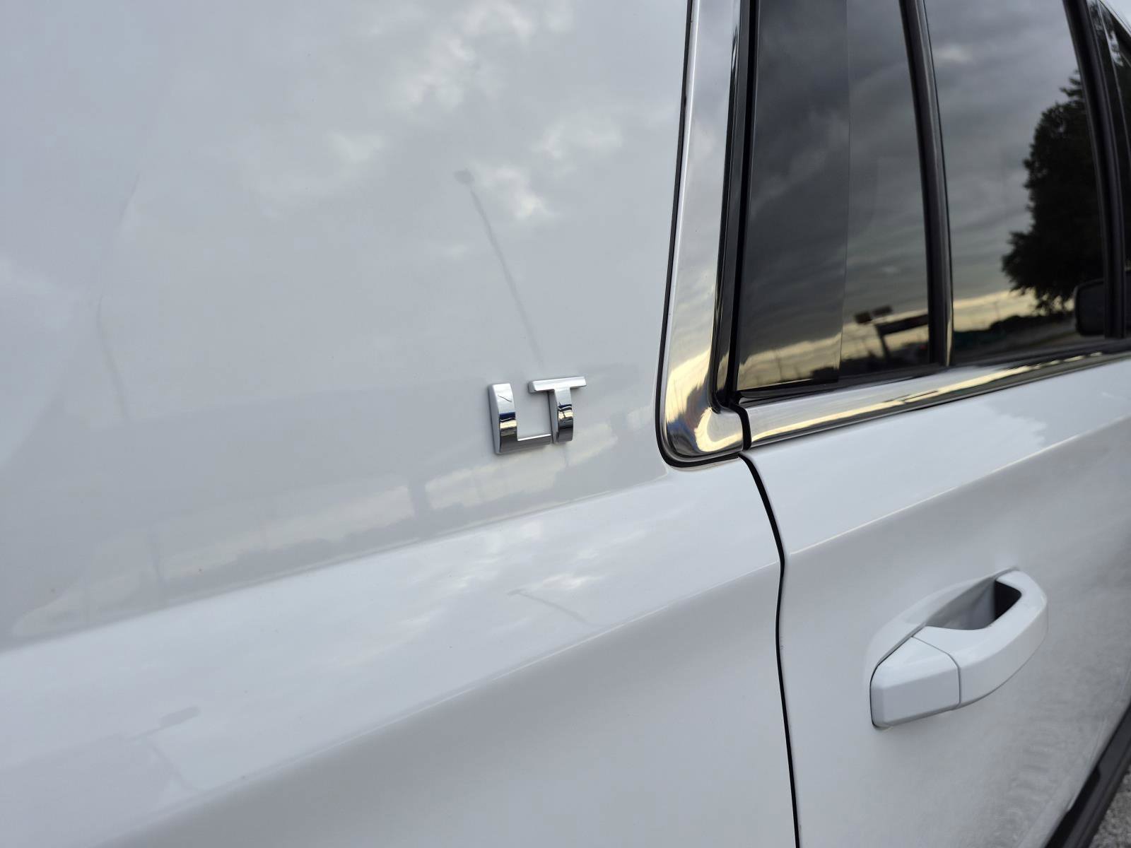 Used 2020 Chevrolet Tahoe LT RWD image 13