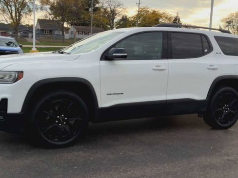 Certified 2023 GMC Acadia SLE w/ Driver Convenience Package image 6