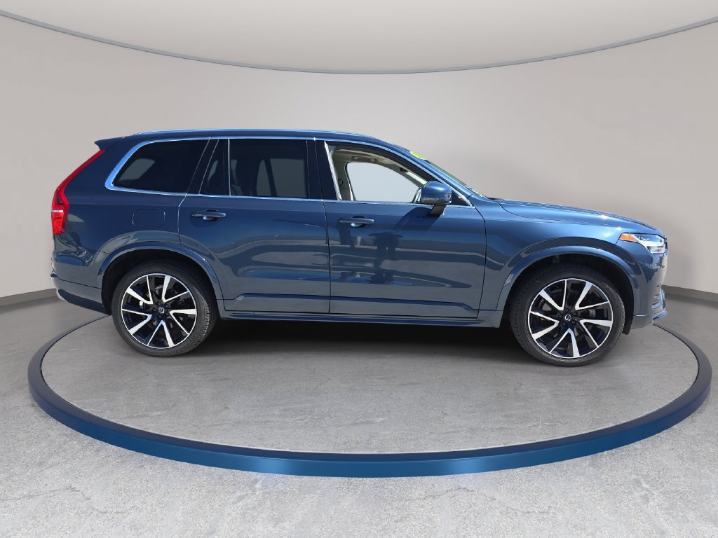 Used 2022 Volvo XC90 T6 Momentum AWD/4WD image 5