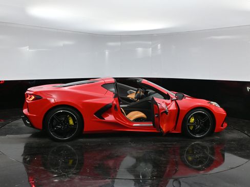 Used 2022 Chevrolet Corvette Stingray Preferred Cpe w/ 2LT image 40