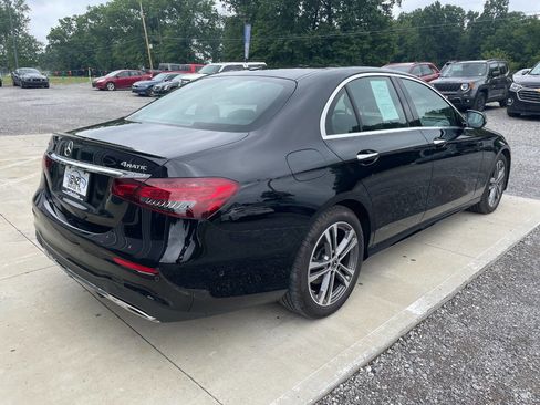 Used 2023 Mercedes-Benz E 350 4MATIC Sedan image 8