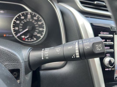 Used 2017 Nissan Murano SL image 25