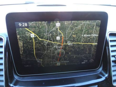 Used 2017 Mercedes-Benz GLE 400 4MATIC image 26