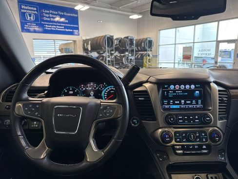 Used 2017 GMC Yukon XL Denali w/ Open Road Package image 5