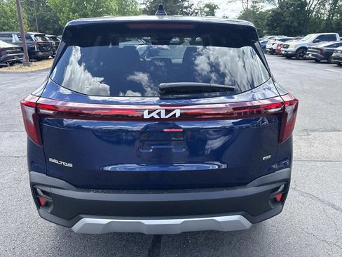 New 2026 Kia Seltos LX AWD/4WD image 3