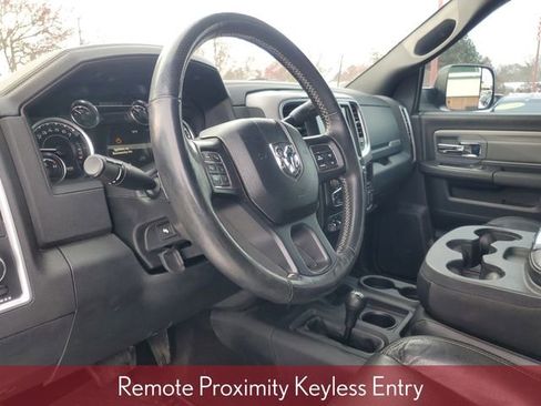 Used 2017 RAM 2500 Power Wagon w/ Leather & Luxury Group image 17