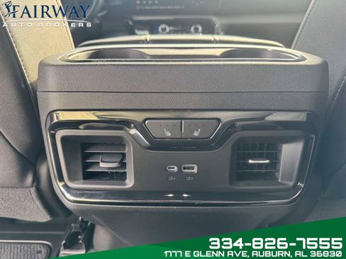 Used 2024 GMC Sierra 2500 AT4 w/ Technology Package image 25