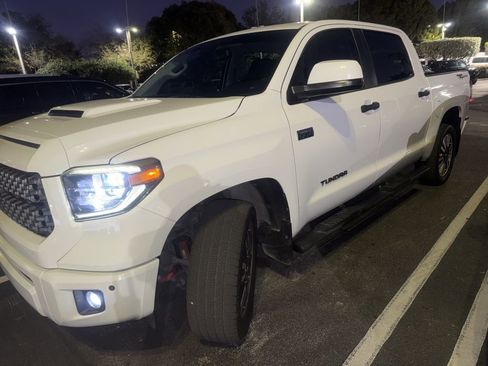 Used 2018 Toyota Tundra SR5 w/ TRD Sport Package image 2