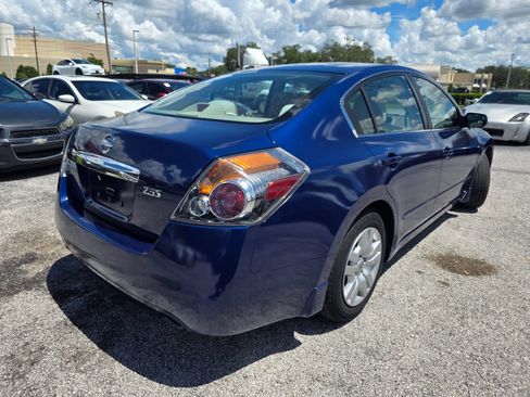 Used 2010 Nissan Altima 2.5 S FWD image 7