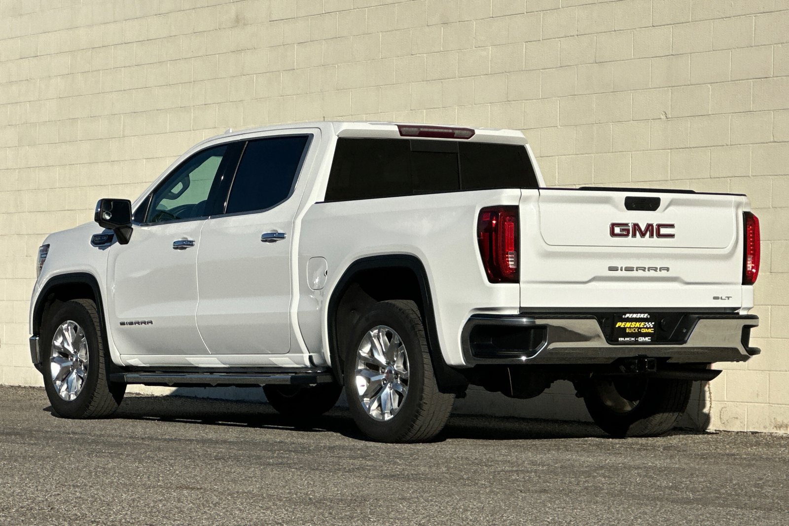 Certified 2021 GMC Sierra 1500 SLT w/ SLT Premium Package RWD image 6