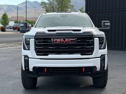 Used 2024 GMC Sierra 3500 AT4 w/ AT4 Premium Plus Package AWD/4WD image 2