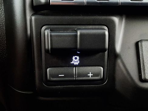 Used 2020 Chevrolet Silverado 1500 LT w/ Texas Edition AWD/4WD image 22