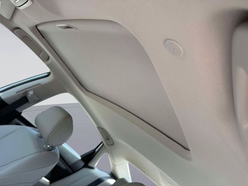 Certified 2025 Honda Accord EX-L image 31