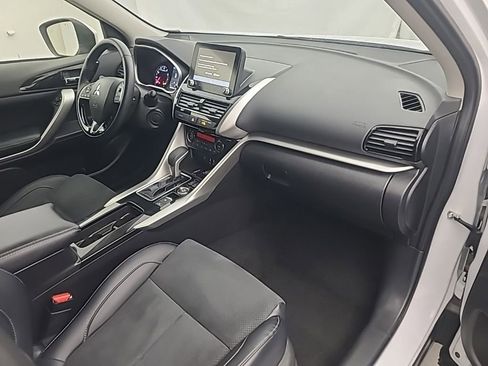 Used 2025 Mitsubishi Eclipse Cross SE image 13