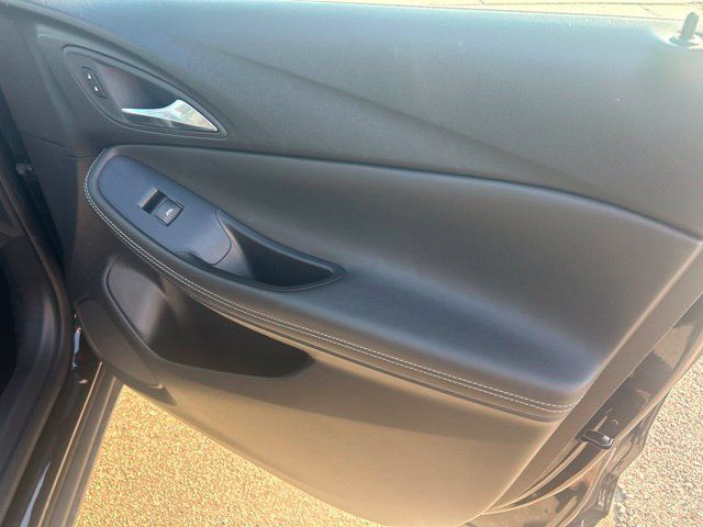 Used 2025 Buick Encore GX Preferred FWD image 19