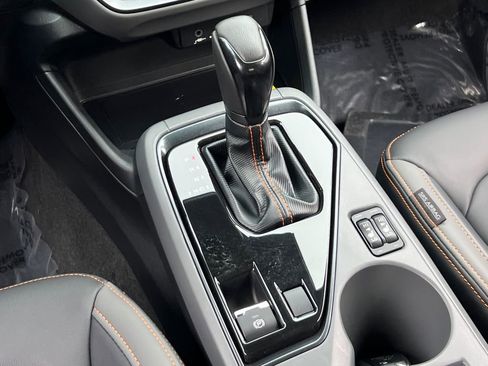 Certified 2025 Subaru Crosstrek 2.5i Limited w/ Crosstrek Mirror Package image 29