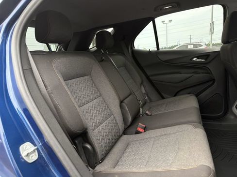 Used 2022 Chevrolet Equinox LT FWD image 29