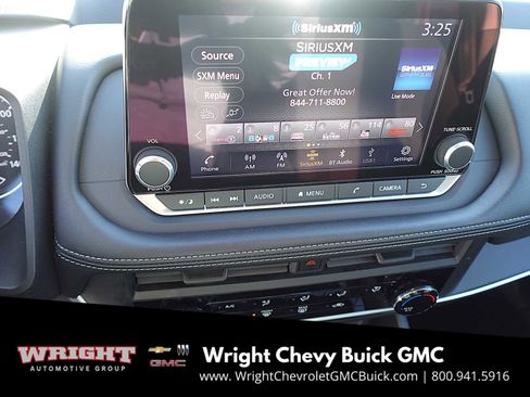 Used 2024 Nissan Rogue S image 18