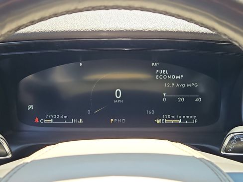 Used 2020 Lincoln Aviator Reserve RWD image 16