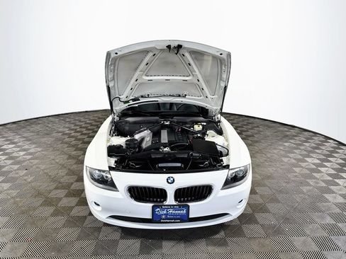 Used 2005 BMW Z4 2.5i RWD image 19