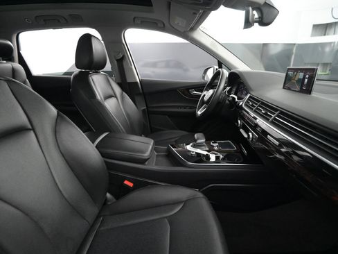 Used 2018 Audi Q7 3.0T Prestige image 55