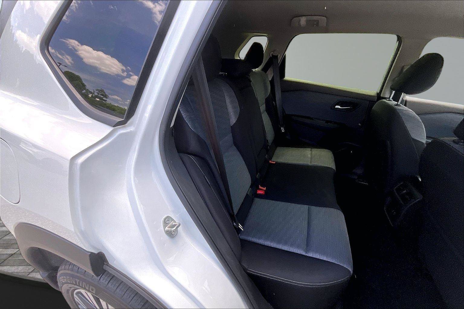 Certified 2023 Nissan Rogue SV AWD/4WD image 26