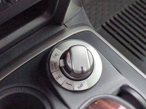 Used 2023 Toyota 4Runner Limited image 26