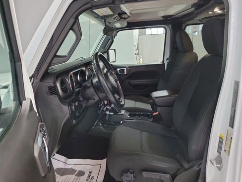 Used 2022 Jeep Wrangler Unlimited Sport image 35