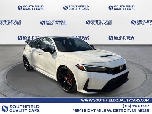 Used 2024 Honda Civic Type R image 1