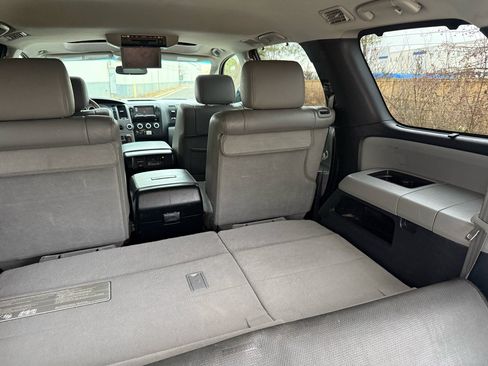 Used 2012 Toyota Sequoia Platinum image 23