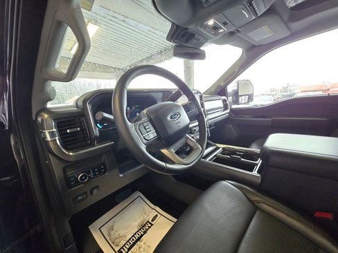 Used 2025 Ford F250 Lariat w/ Chrome Package image 10