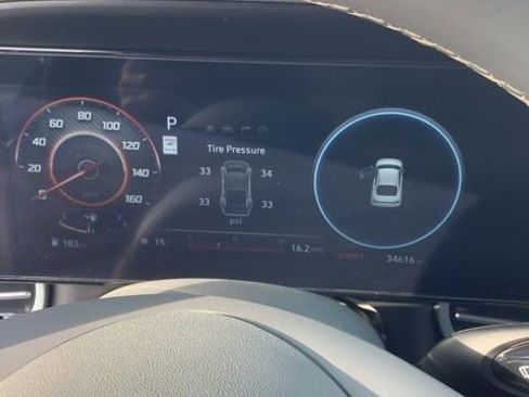 Certified 2024 Hyundai Elantra SEL w/ Convenience Package image 29