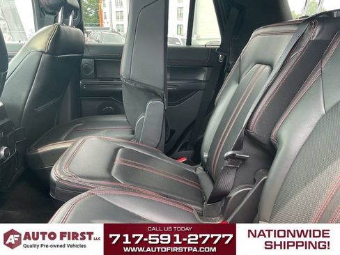 Used 2019 Ford Expedition Limited w/ Equipment Group 303A AWD/4WD image 11