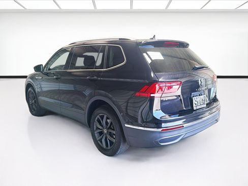 Used 2023 Volkswagen Tiguan SE FWD image 6