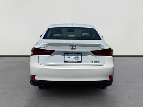 Used 2015 Lexus IS 250 w/ Navigation System Package RWD image 4