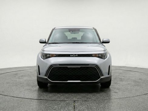 Used 2025 Kia Soul LX w/ LX Technology Package image 1