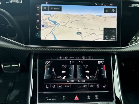 Used 2021 Audi RS Q8 w/ Carbon Optic Package image 4