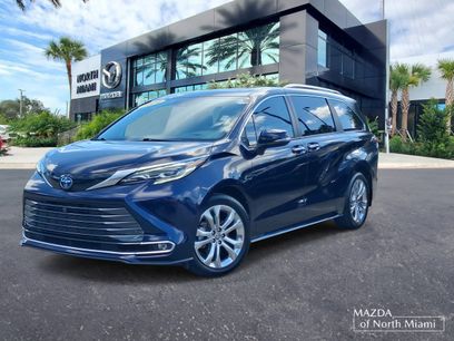 Used 2024 Toyota Sienna Platinum