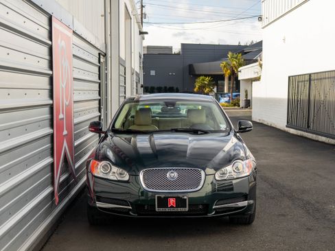 Used 2011 Jaguar XF Portfolio image 37