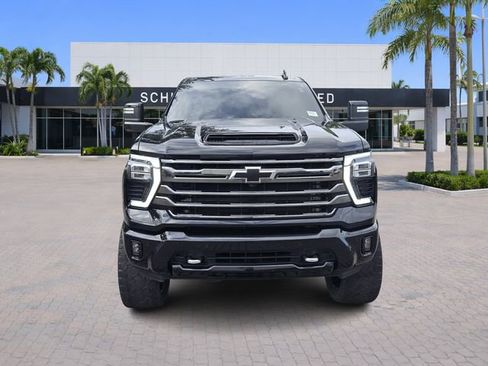 Used 2024 Chevrolet Silverado 2500 High Country w/ Midnight Edition AWD/4WD image 2