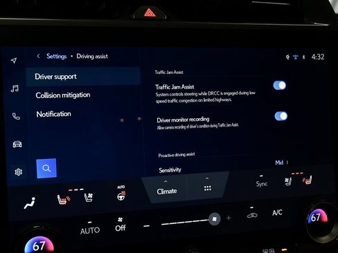 Used 2023 Lexus RZ 450e Premium image 30