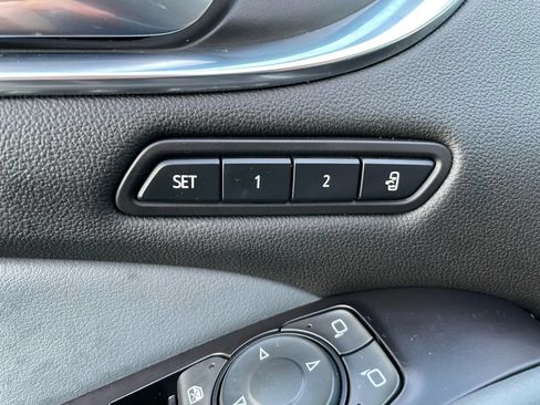 Used 2019 Buick Enclave Premium w/ Experience Buick Package AWD/4WD image 14