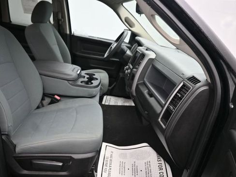 Used 2019 RAM 1500 Express w/ Express Value Package image 7