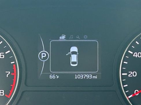 Used 2018 Kia Optima LX FWD image 18